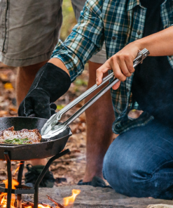 Alternative view of Tongs