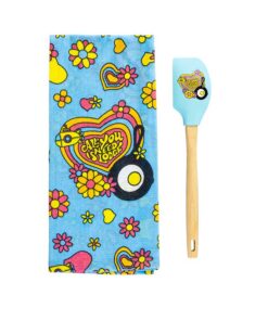 All You Need is Lodge Accessory Set